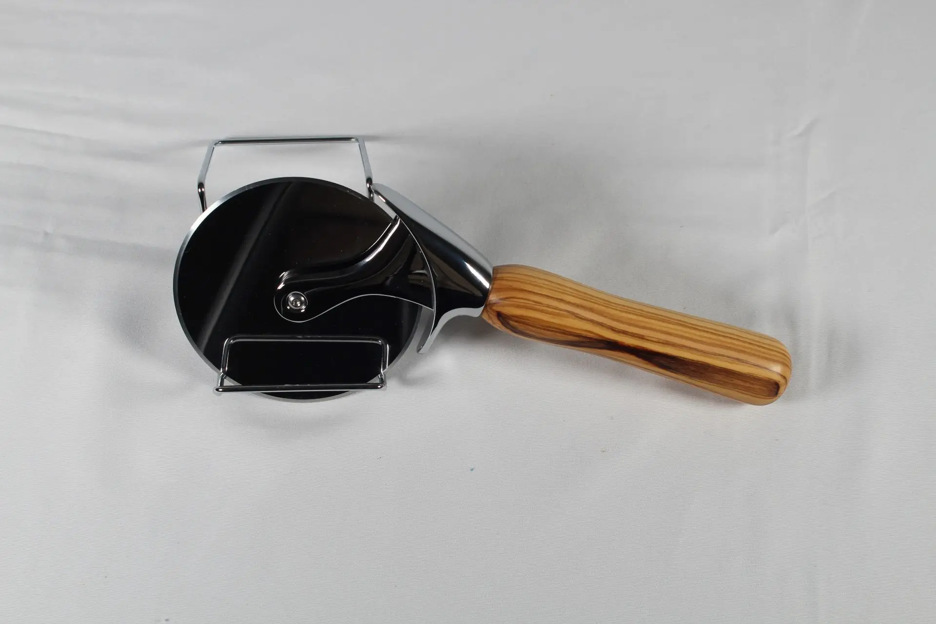 Hand Turned Olive Wood Pizza Cutter - Image 3
