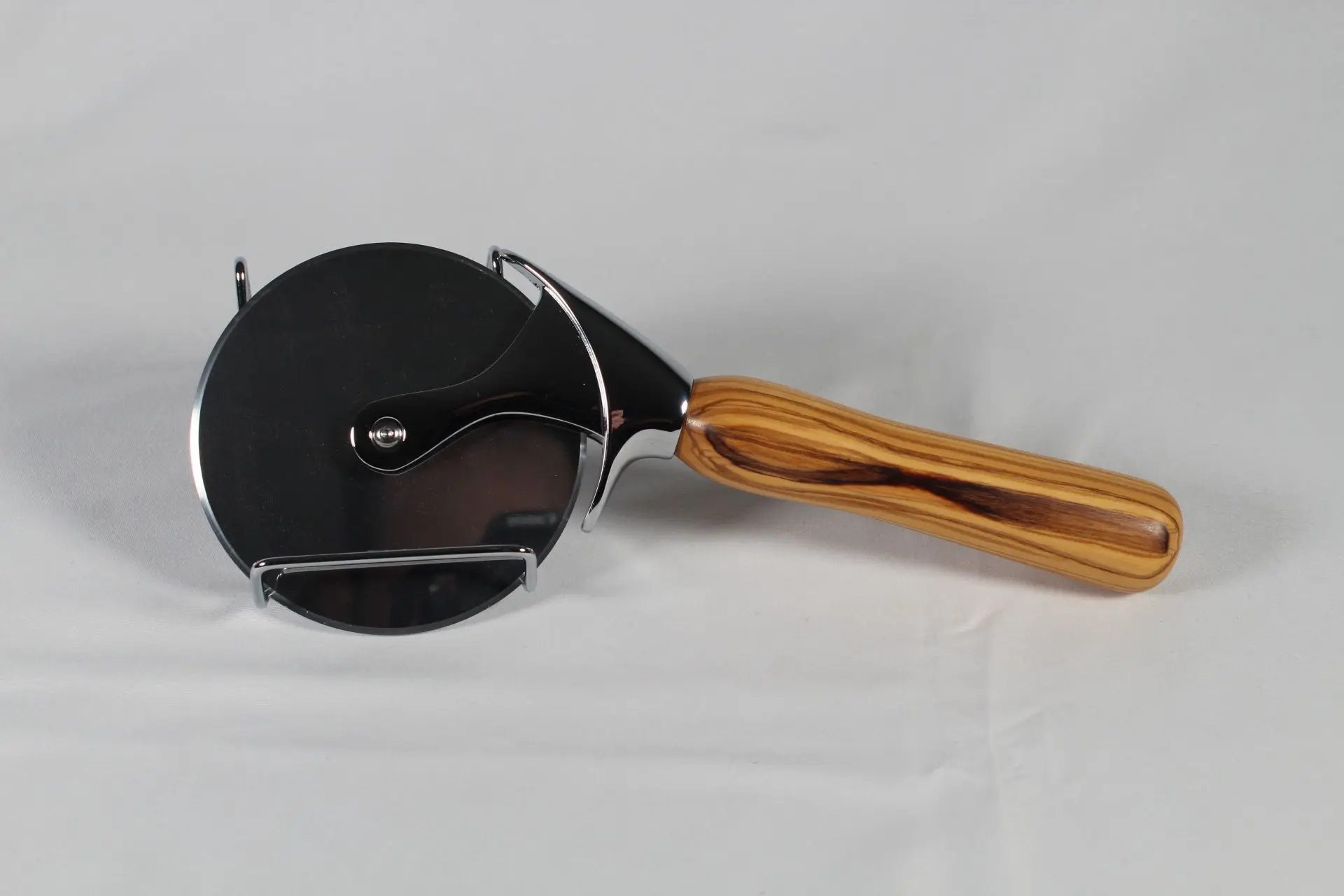 Hand Turned Olive Wood Pizza Cutter - Image 5